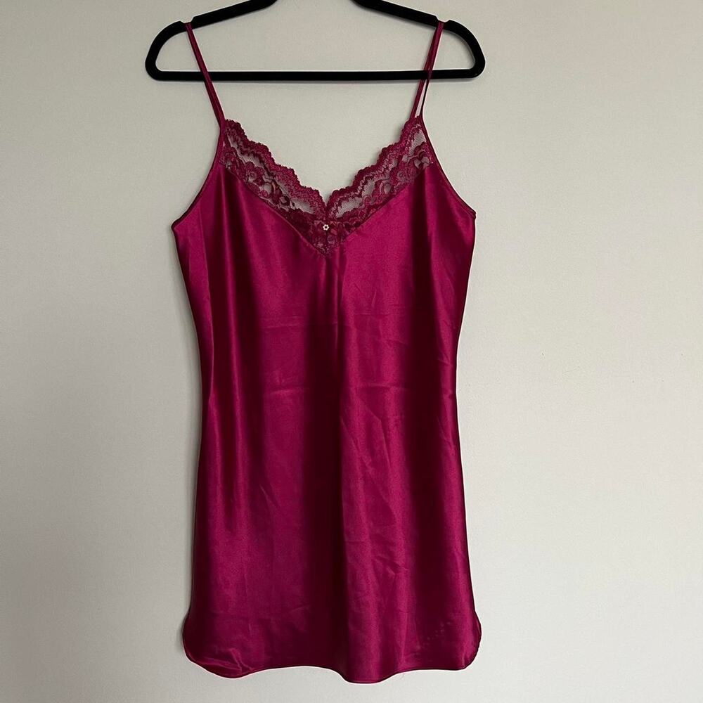 Vintage Magenta Sleep Solutions Nightgown Women’s Medium